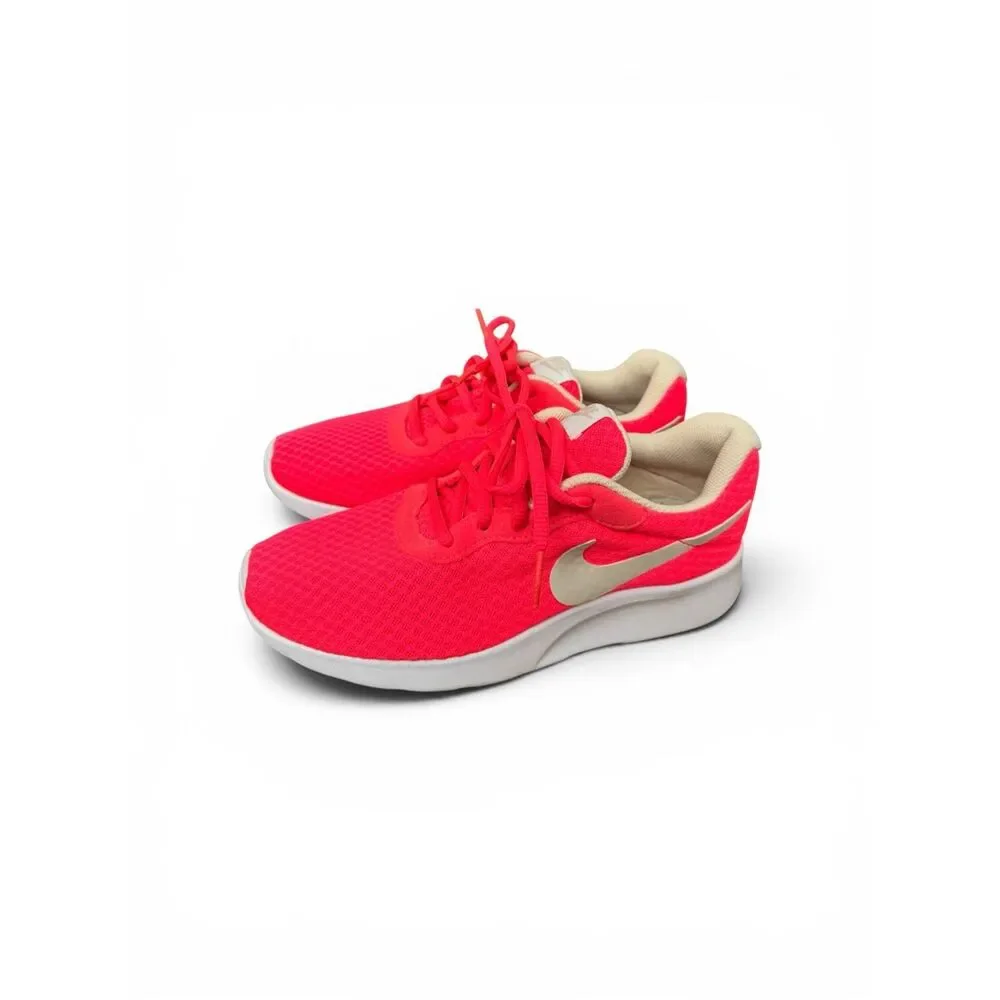 Nike Tanjun Solar Red Sneakers / SZ. 7